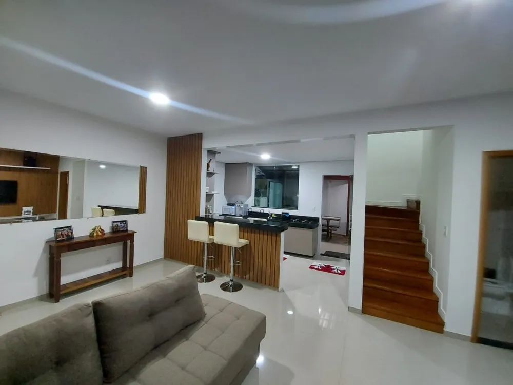 Casa, 2 quartos, 149 m² - Foto 1