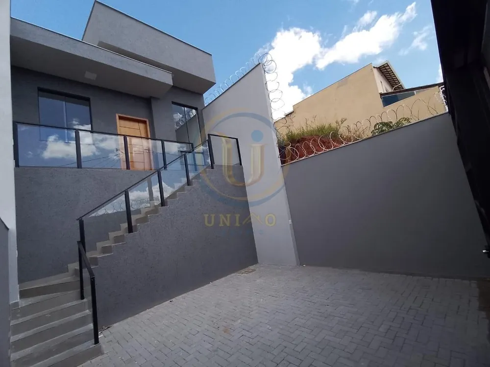 Casa, 3 quartos, 180 m² - Foto 1