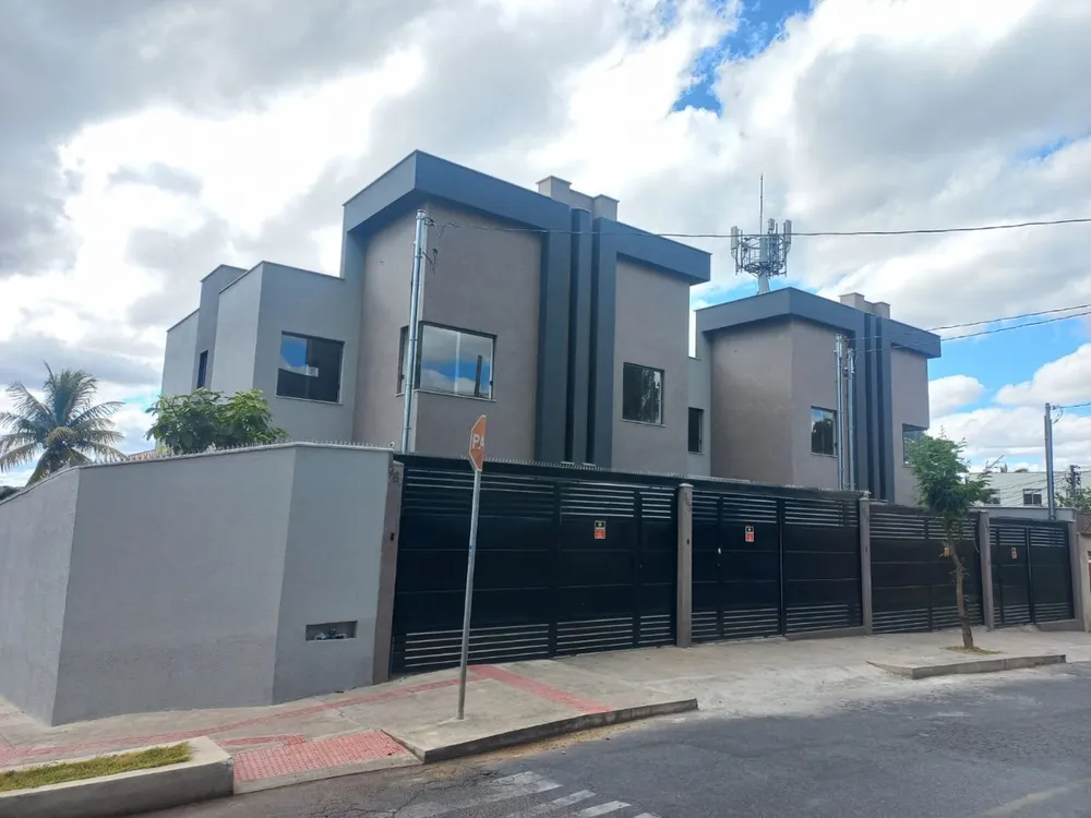 Casa, 3 quartos, 102 m² - Foto 1