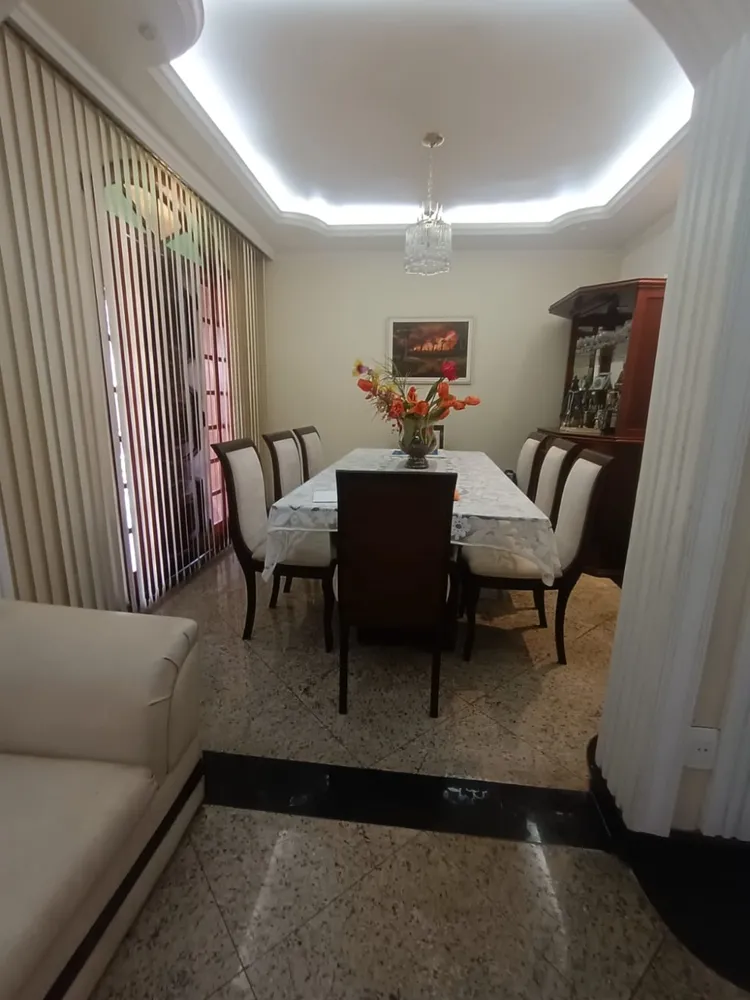 Casa, 2 quartos, 295 m² - Foto 2