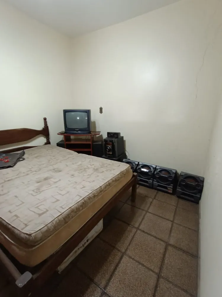 Casa, 2 quartos, 295 m² - Foto 4