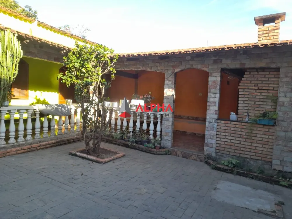 Casa, 3 quartos, 315 m² - Foto 1