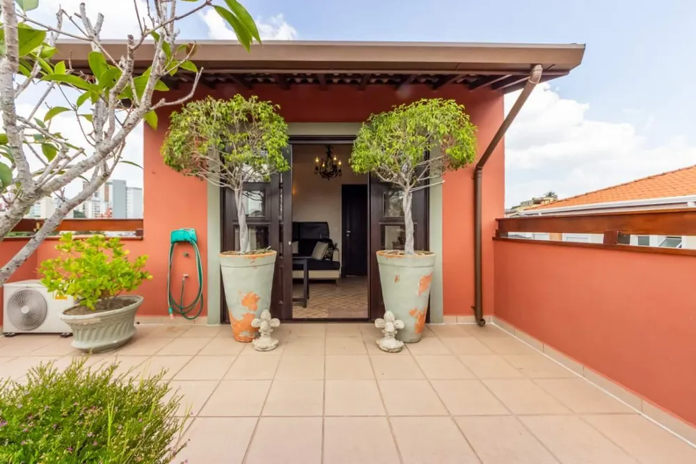 Casa, 3 quartos, 294 m² - Foto 1