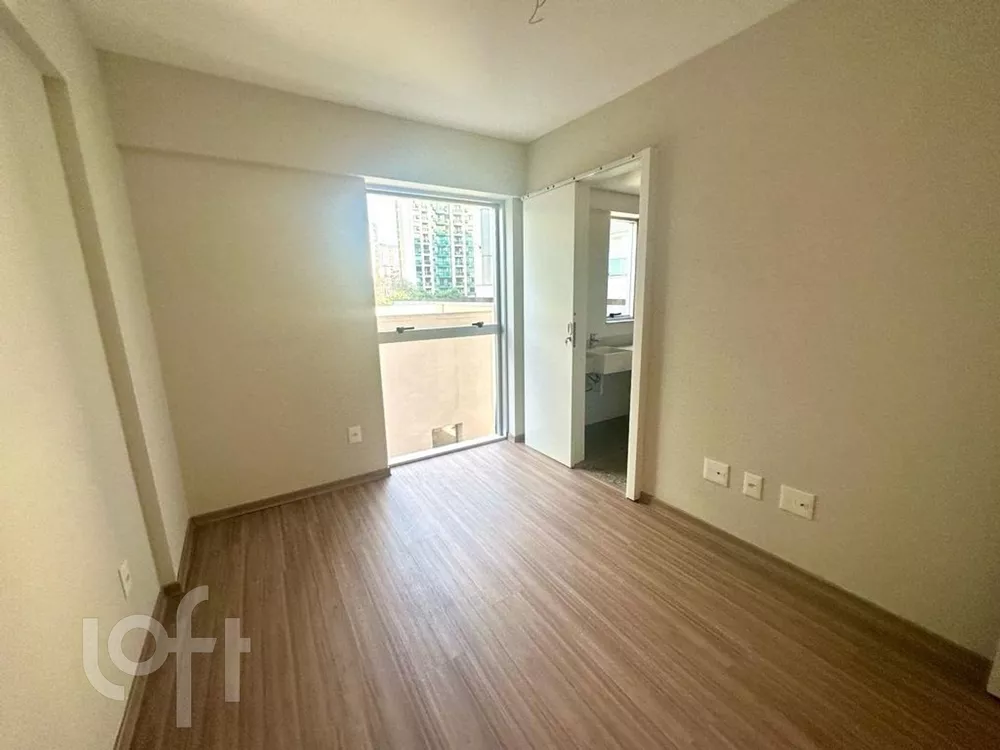 Apartamento à venda com 2 quartos, 63m² - Foto 8