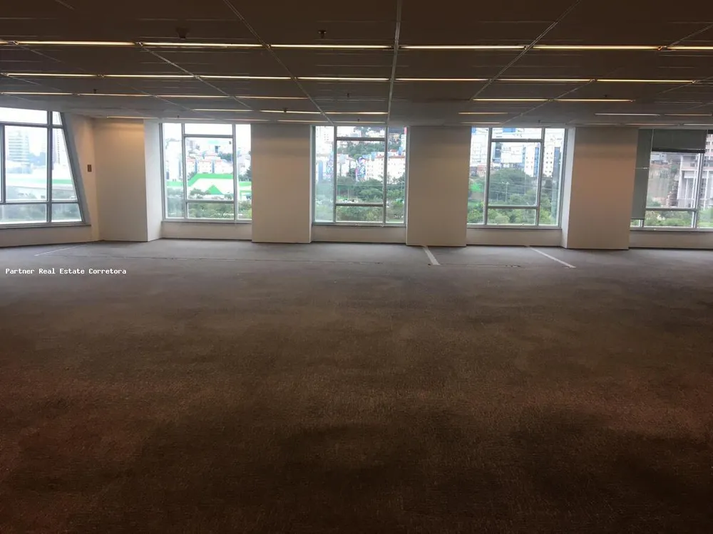 Sala-Conjunto, 1305 m² - Foto 17
