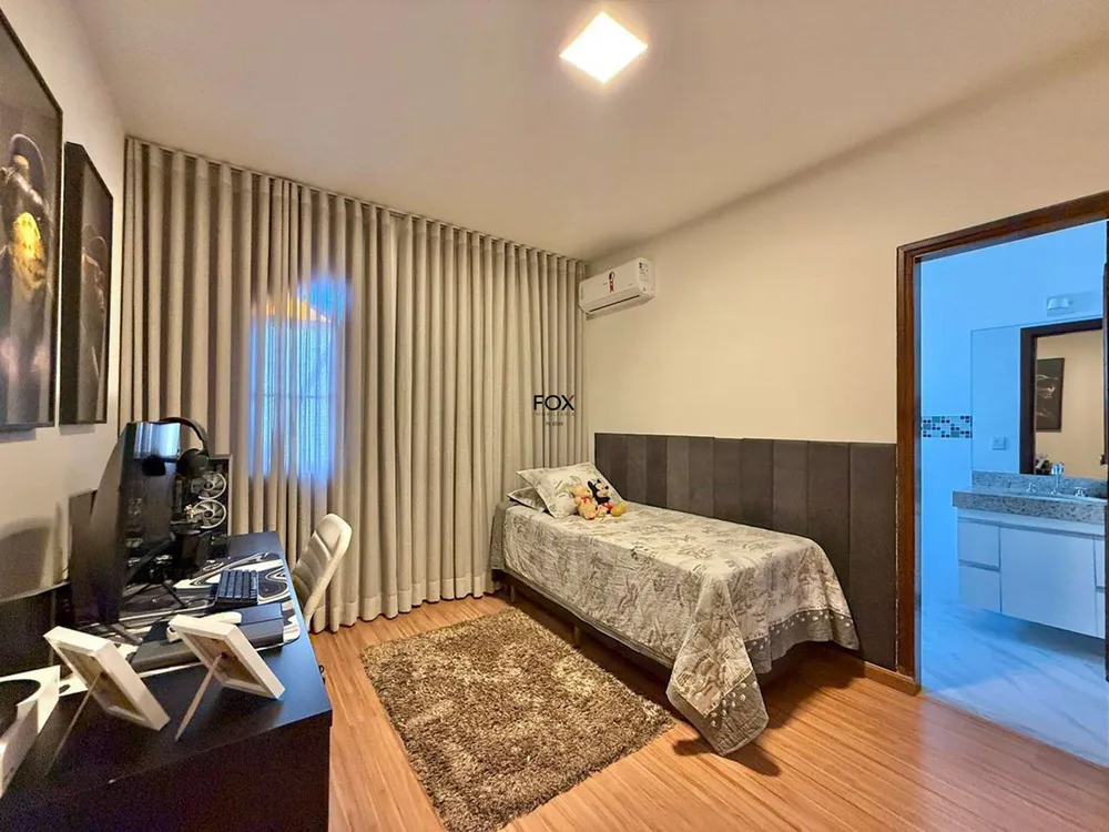 Casa, 5 quartos, 279 m² - Foto 4