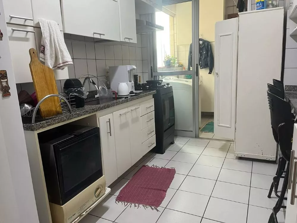 Apartamento à venda com 3 quartos, 85m² - Foto 18