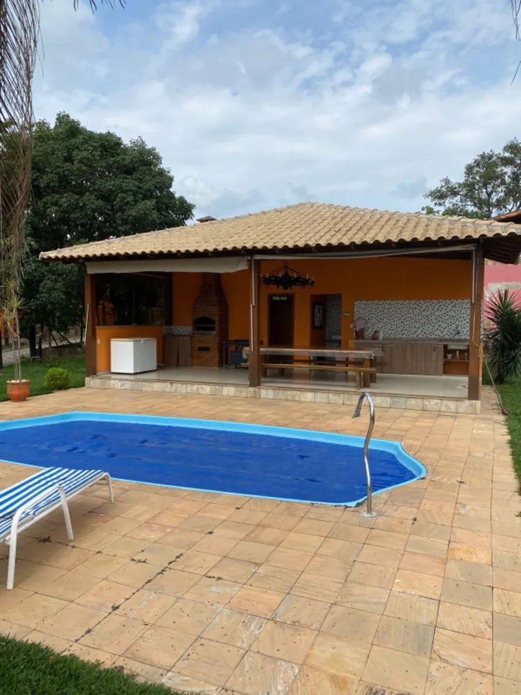 Chácara, 3 quartos, 2500 m² - Foto 1