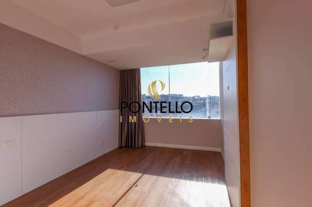 Apartamento à venda com 3 quartos, 175m² - Foto 2