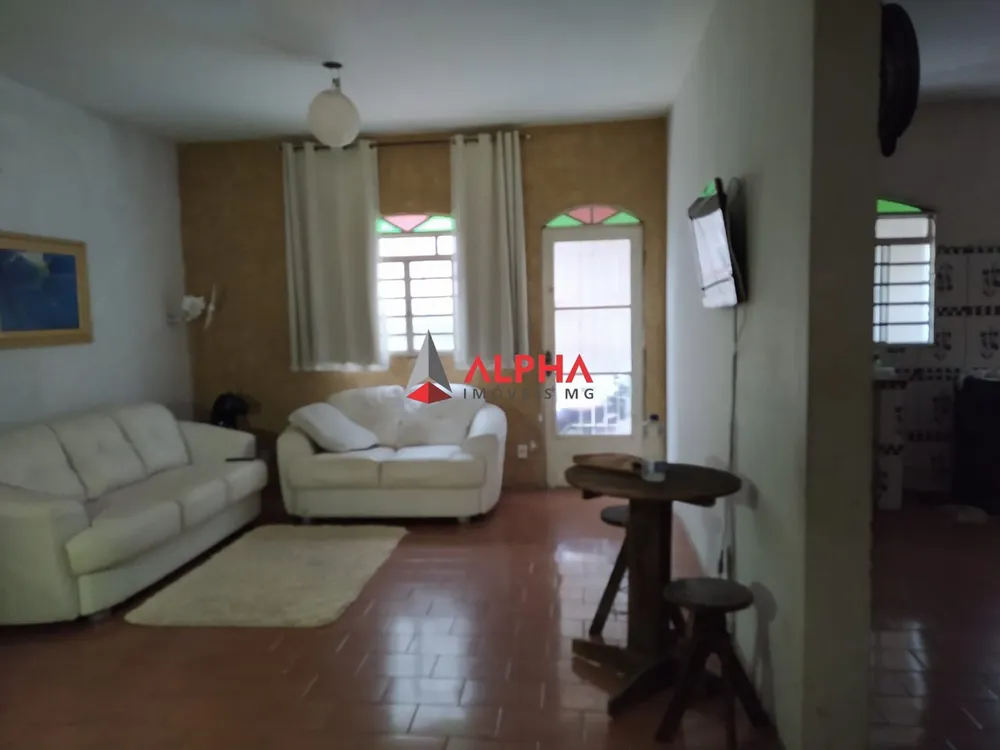 Casa, 3 quartos, 360 m² - Foto 1