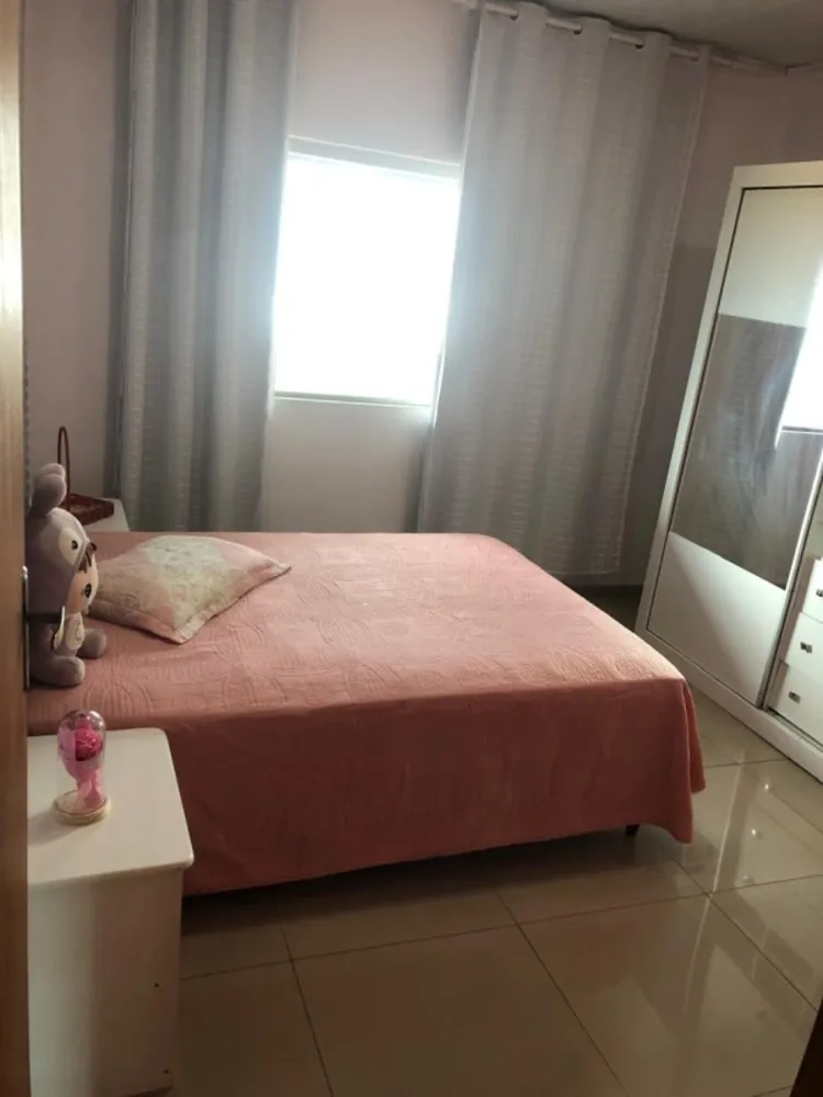 Casa, 6 quartos, 240 m² - Foto 17