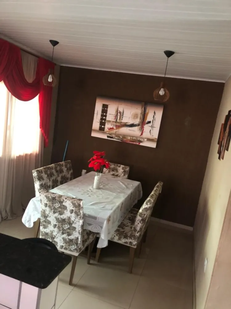 Casa, 6 quartos, 240 m² - Foto 3