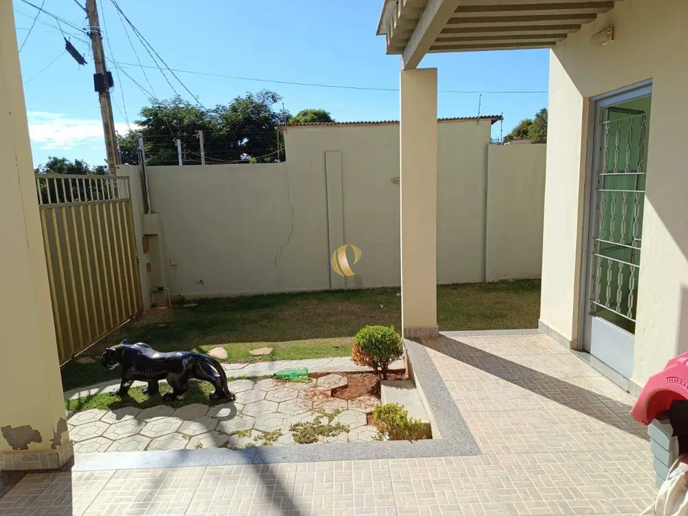 Casa, 3 quartos, 300 m² - Foto 2