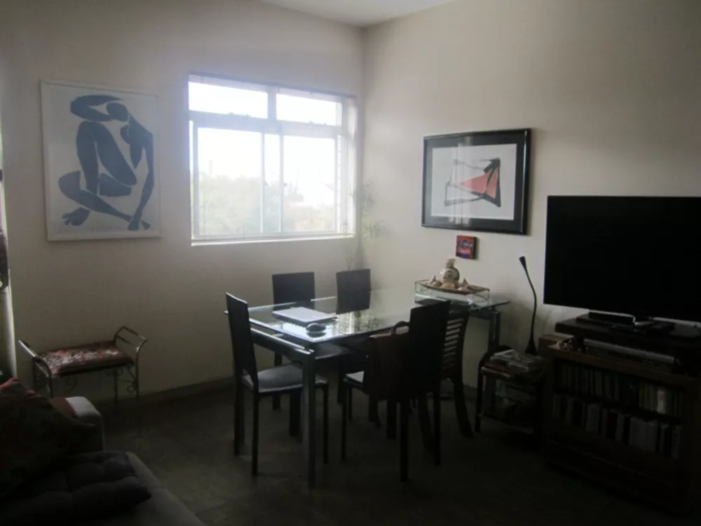 Apartamento à venda com 2 quartos, 77m² - Foto 2