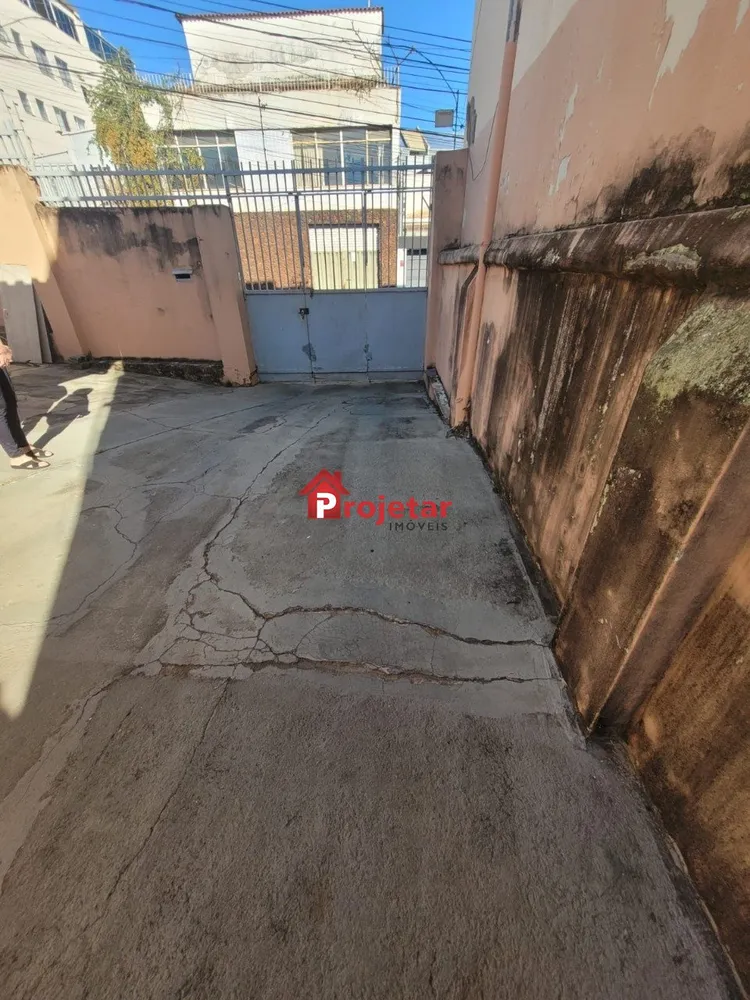 Casa, 3 quartos, 191 m² - Foto 2