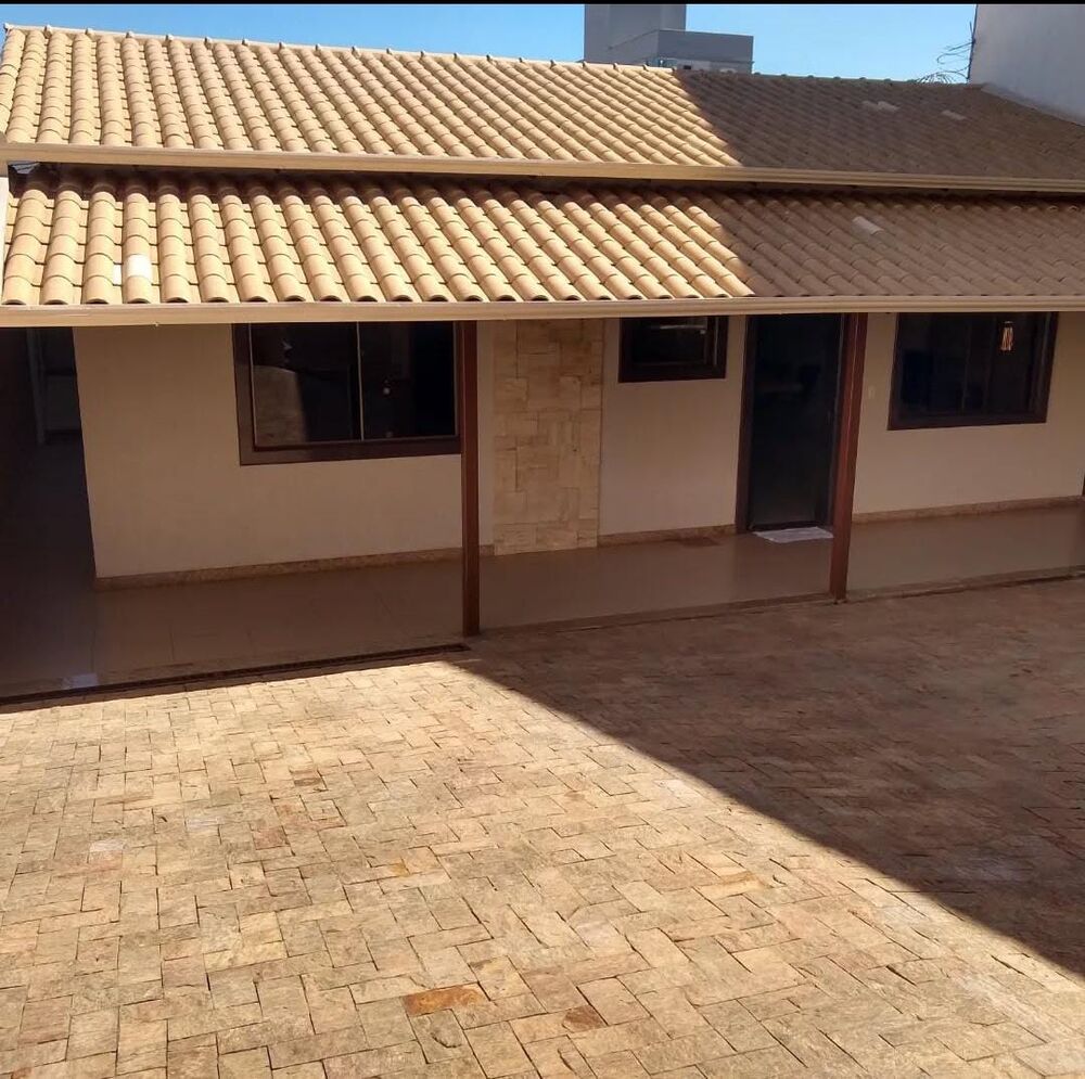 Casa à venda com 5 quartos, 360m² - Foto 2
