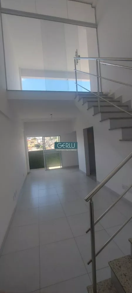 Cobertura à venda com 3 quartos, 50m² - Foto 1