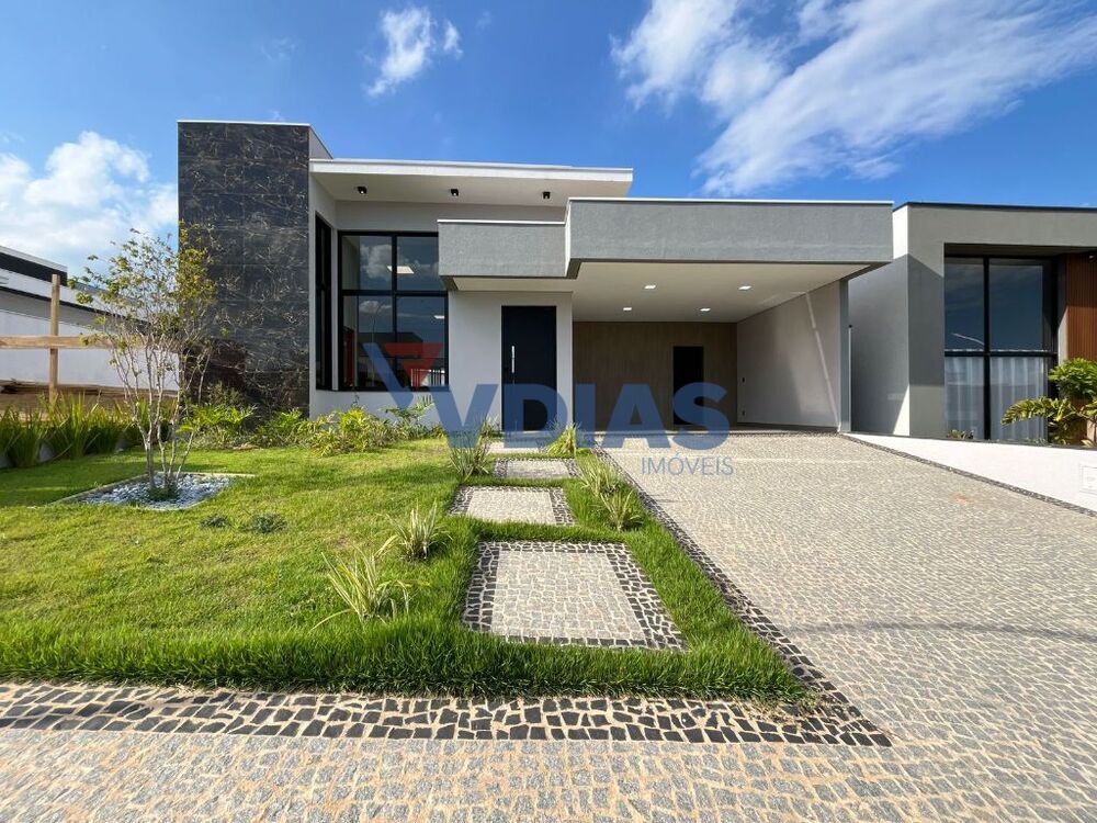 Casa de Condomínio à venda com 3 quartos, 300m² - Foto 2