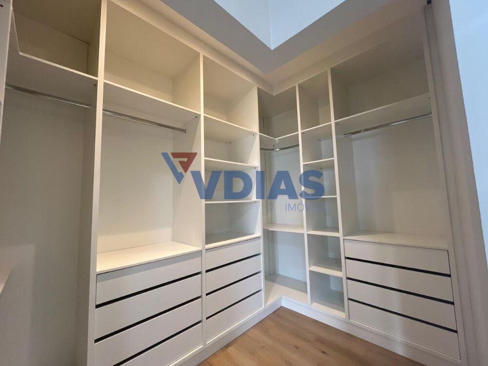 Casa de Condomínio à venda com 3 quartos, 300m² - Foto 15