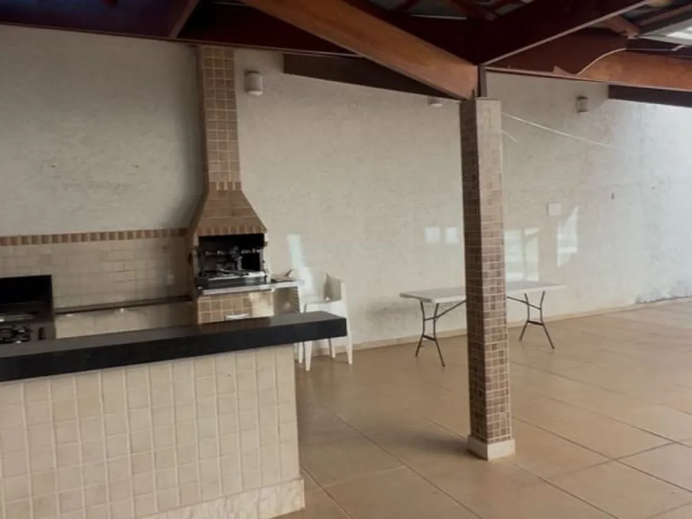 Casa, 3 quartos, 256 m² - Foto 2