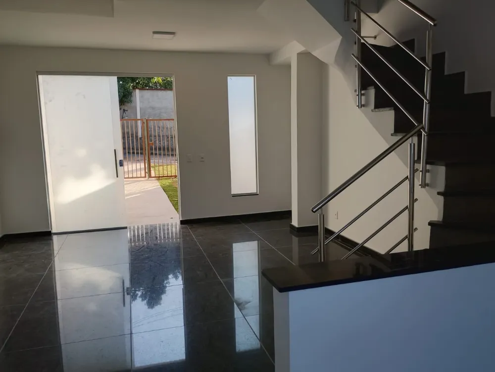 Casa, 3 quartos, 90 m² - Foto 1