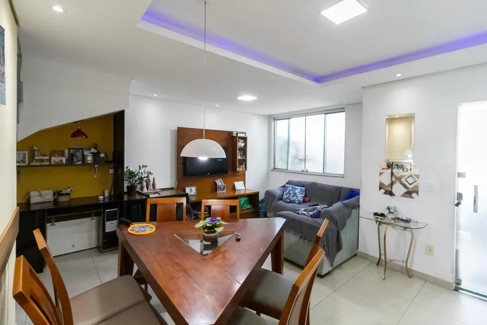 Casa, 4 quartos, 138 m² - Foto 1