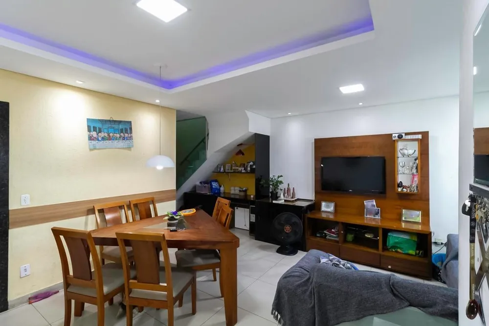 Casa, 4 quartos, 138 m² - Foto 2