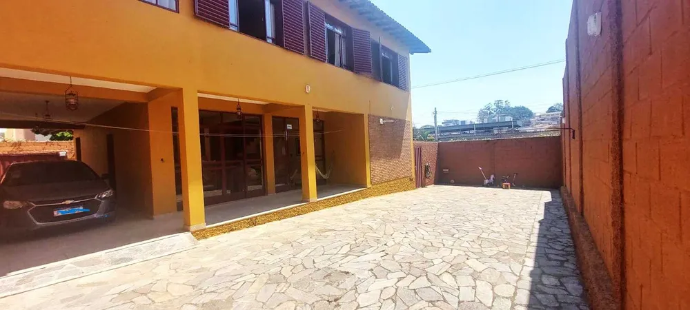 Casa, 5 quartos, 250 m² - Foto 3