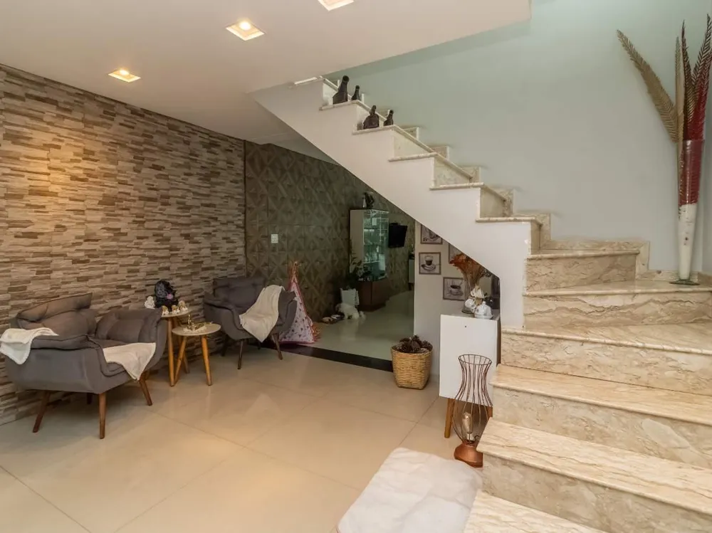 Casa, 3 quartos, 183 m² - Foto 3