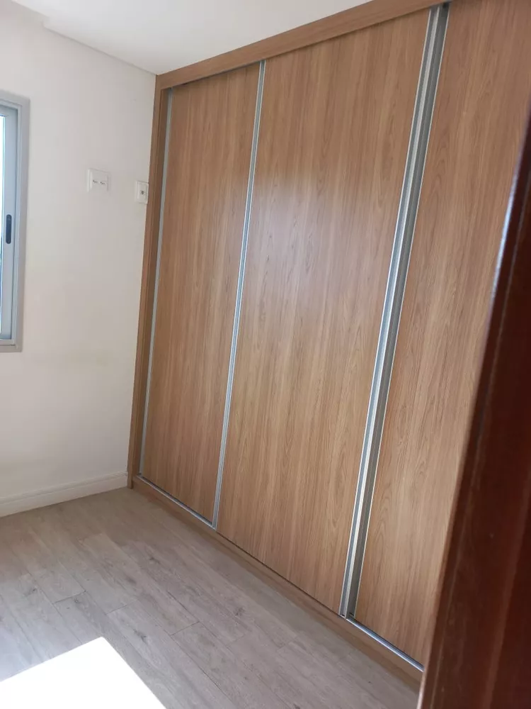 Apartamento à venda com 3 quartos, 107m² - Foto 5