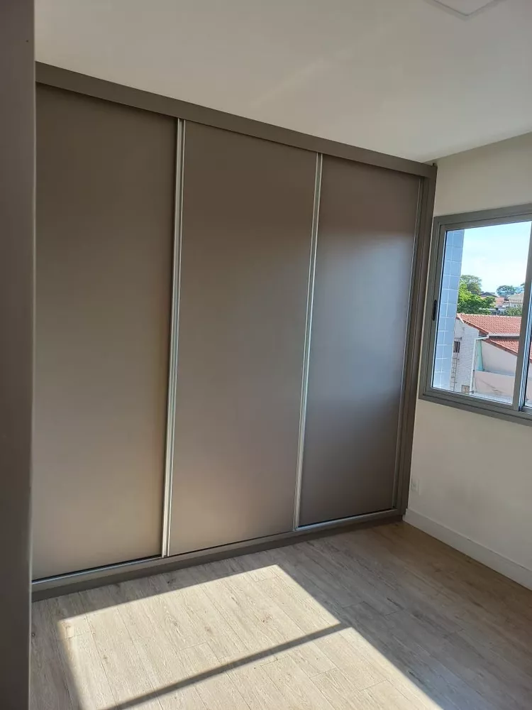 Apartamento à venda com 3 quartos, 107m² - Foto 7