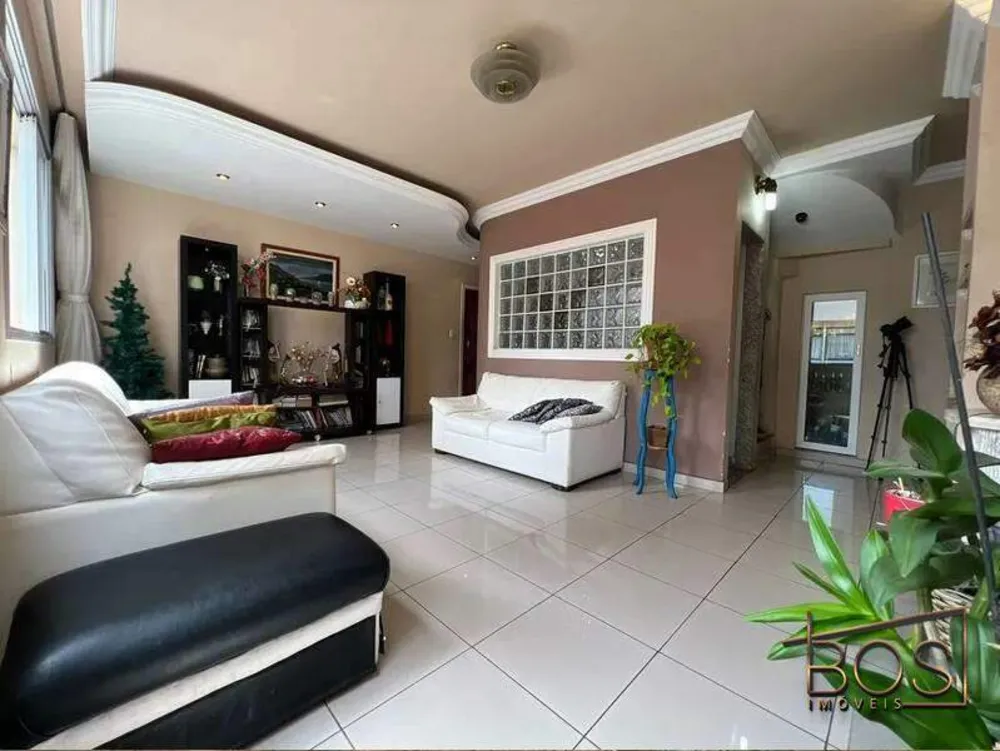 Cobertura, 4 quartos, 214 m² - Foto 1