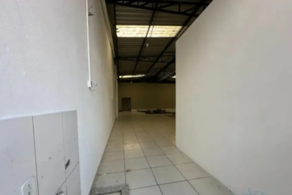 Depósito-Galpão, 330 m² - Foto 4