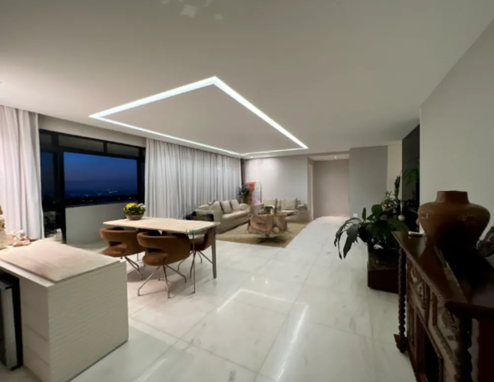 Apartamento, 4 quartos, 217 m² - Foto 1