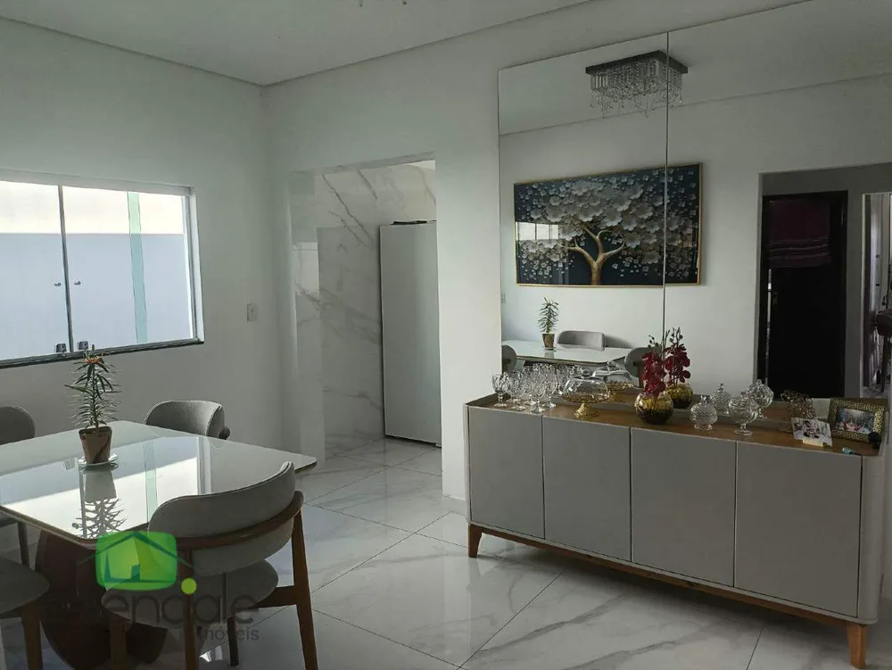 Casa, 3 quartos, 180 m² - Foto 2