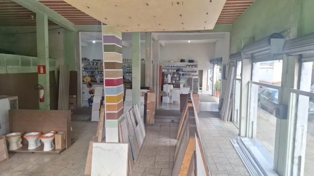Loja-Salão, 370 m² - Foto 1