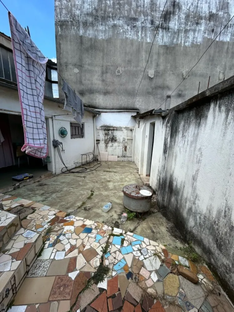 Casa, 2 quartos, 375 m² - Foto 1