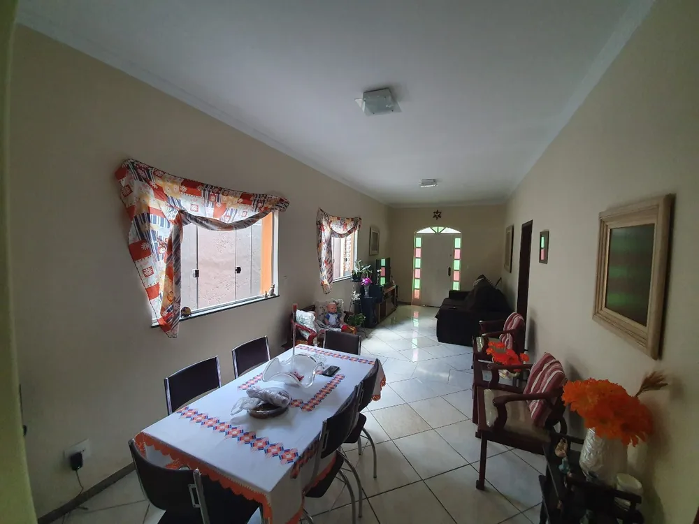 Casa, 3 quartos, 187 m² - Foto 4