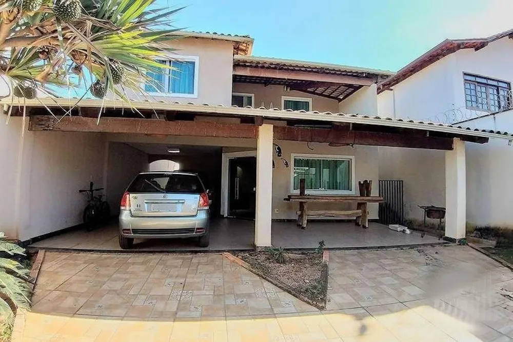 Casa, 3 quartos, 280 m² - Foto 1