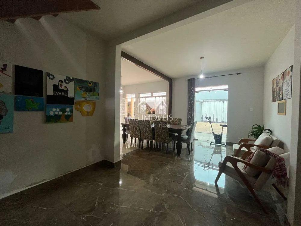 Casa, 4 quartos, 243 m² - Foto 4