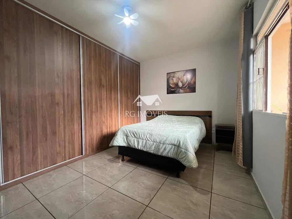 Casa, 4 quartos, 243 m² - Foto 10