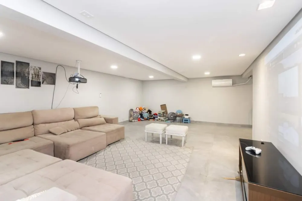 Casa, 4 quartos, 380 m² - Foto 1