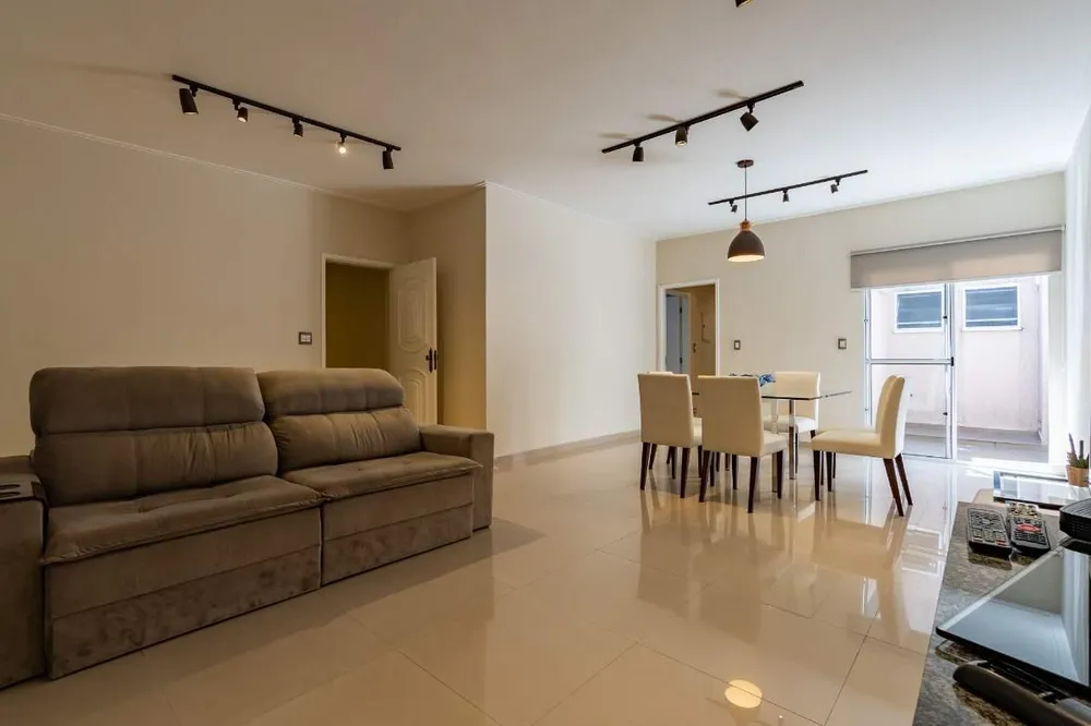 Casa, 3 quartos, 297 m² - Foto 1