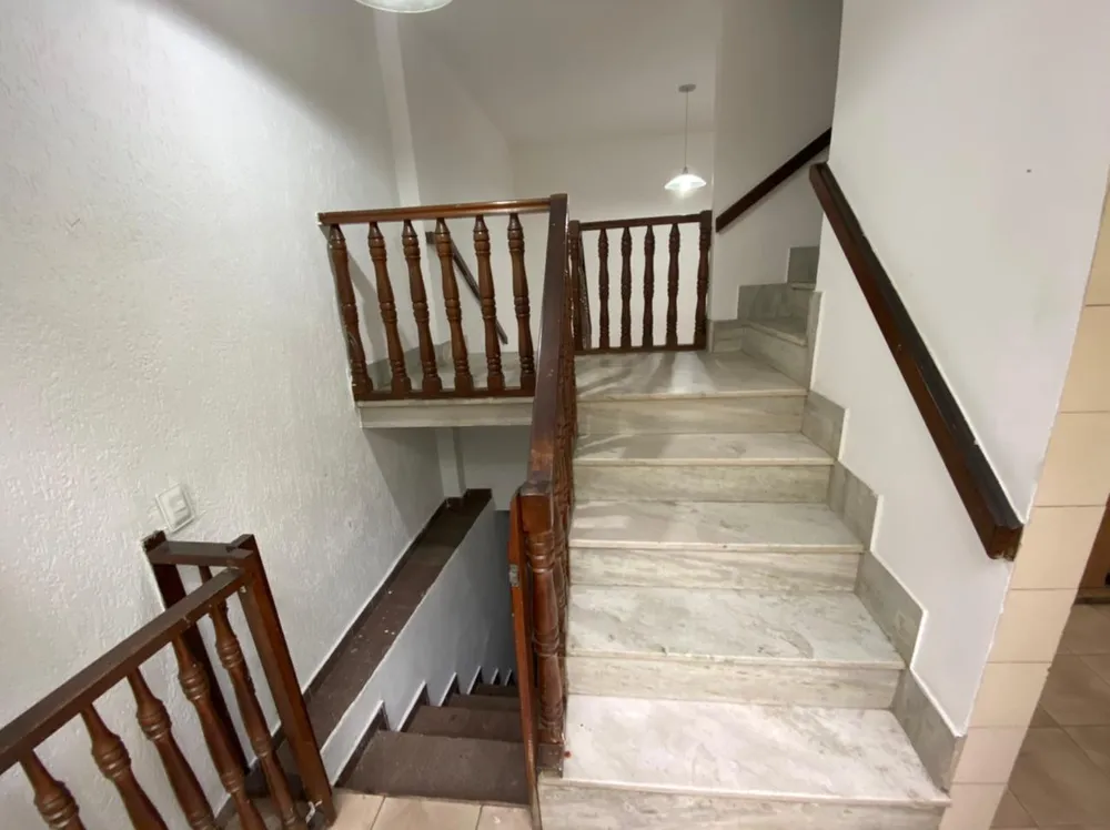 Casa, 4 quartos, 284 m² - Foto 9