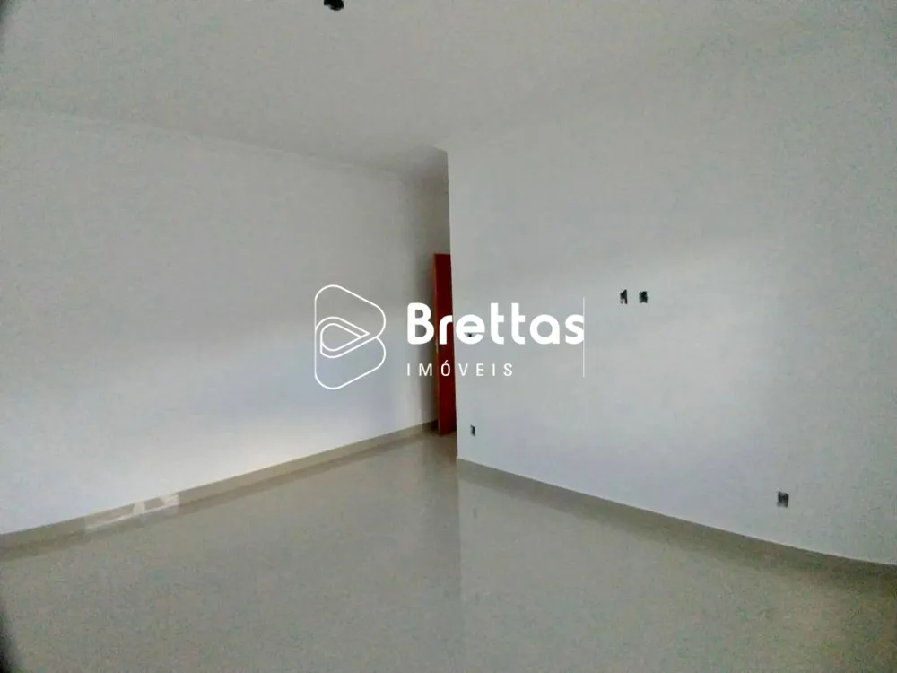 Casa, 3 quartos, 250 m² - Foto 2