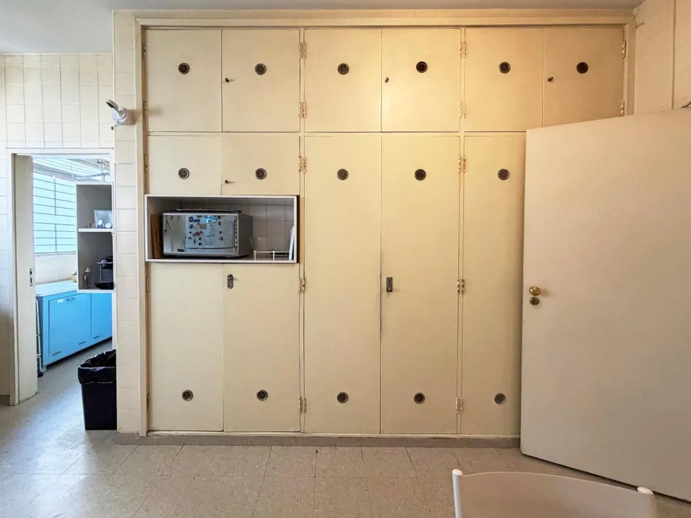 Apartamento, 3 quartos, 220 m² - Foto 1