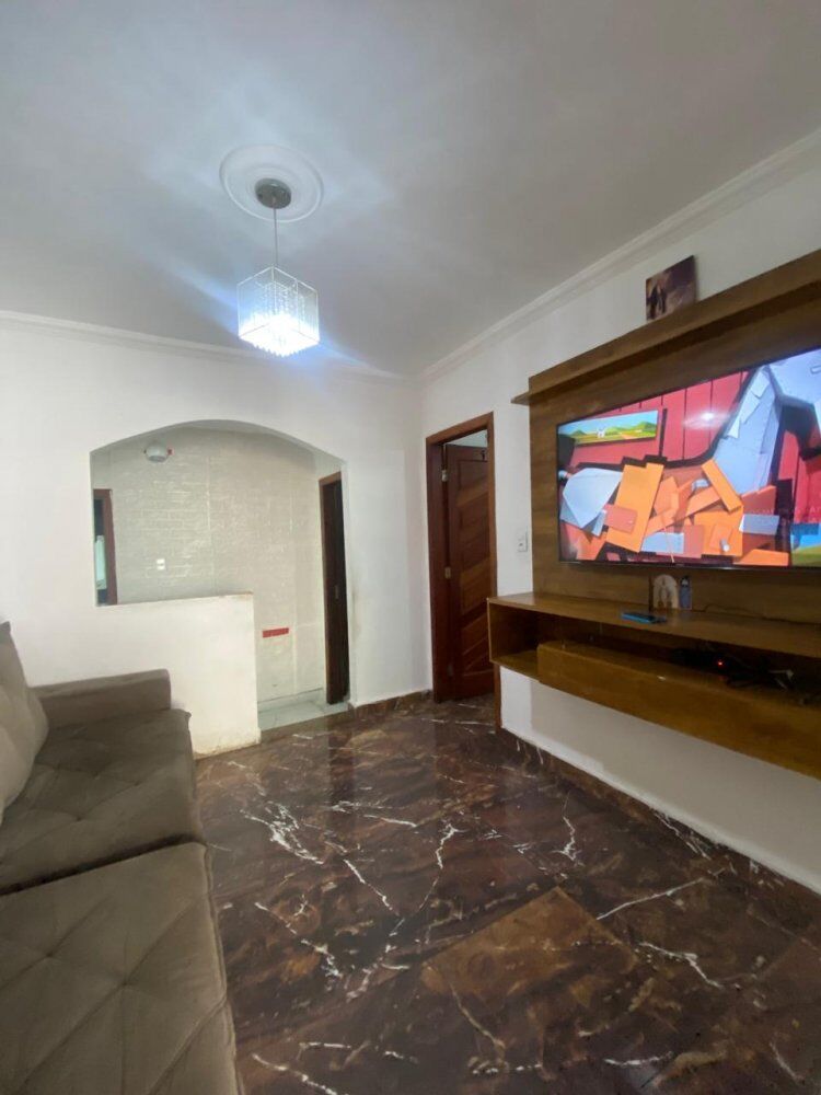 Casa à venda com 3 quartos, 360m² - Foto 3