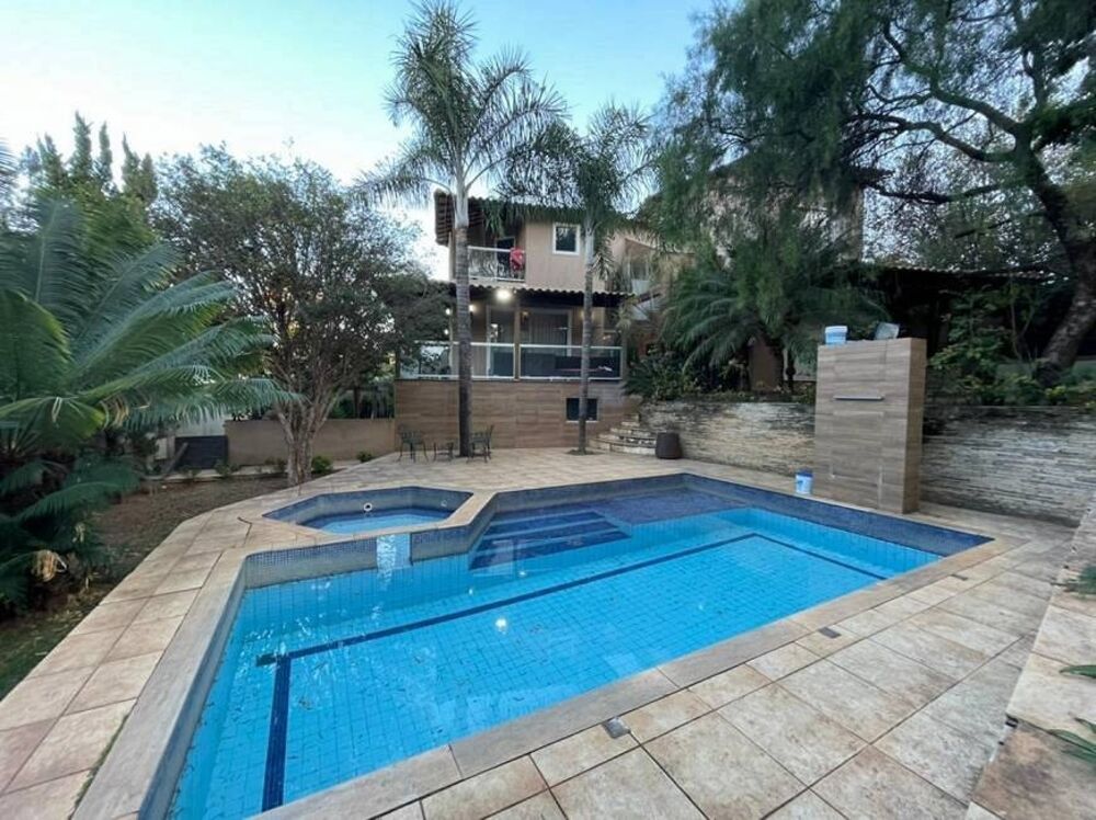 Casa à venda com 4 quartos, 420m² - Foto 3