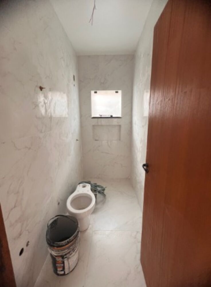 Casa à venda com 3 quartos, 69m² - Foto 4