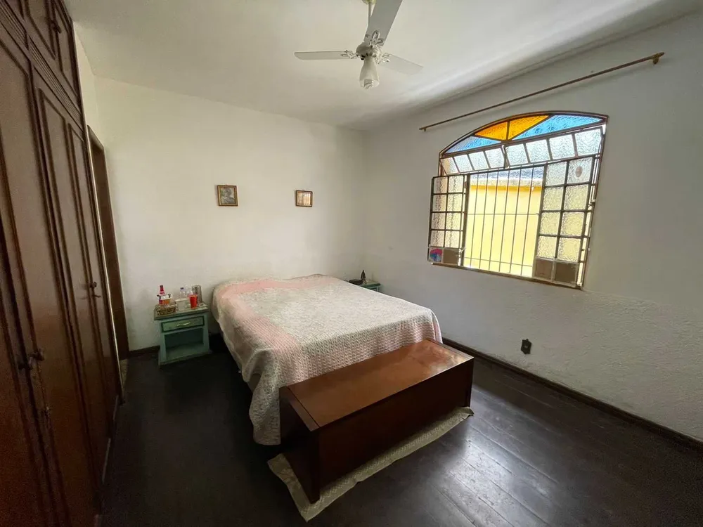 Casa, 4 quartos, 180 m² - Foto 1